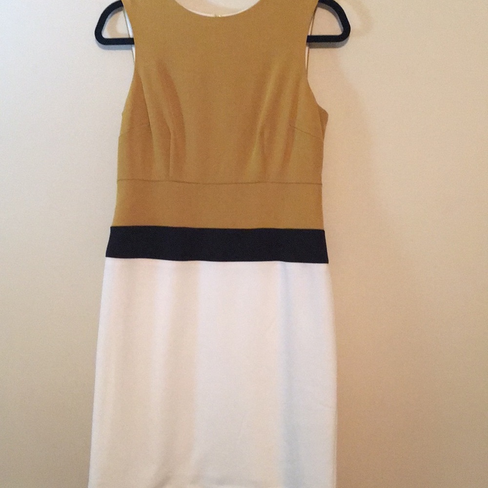 Yellow, navy and cream dress.